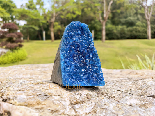 Natural BLUE Crystal Geode